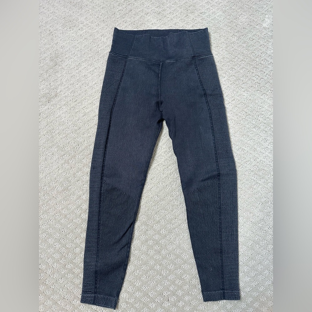 Sz M Aerie Offline grey black mineral wash ribbed high waist legging tights